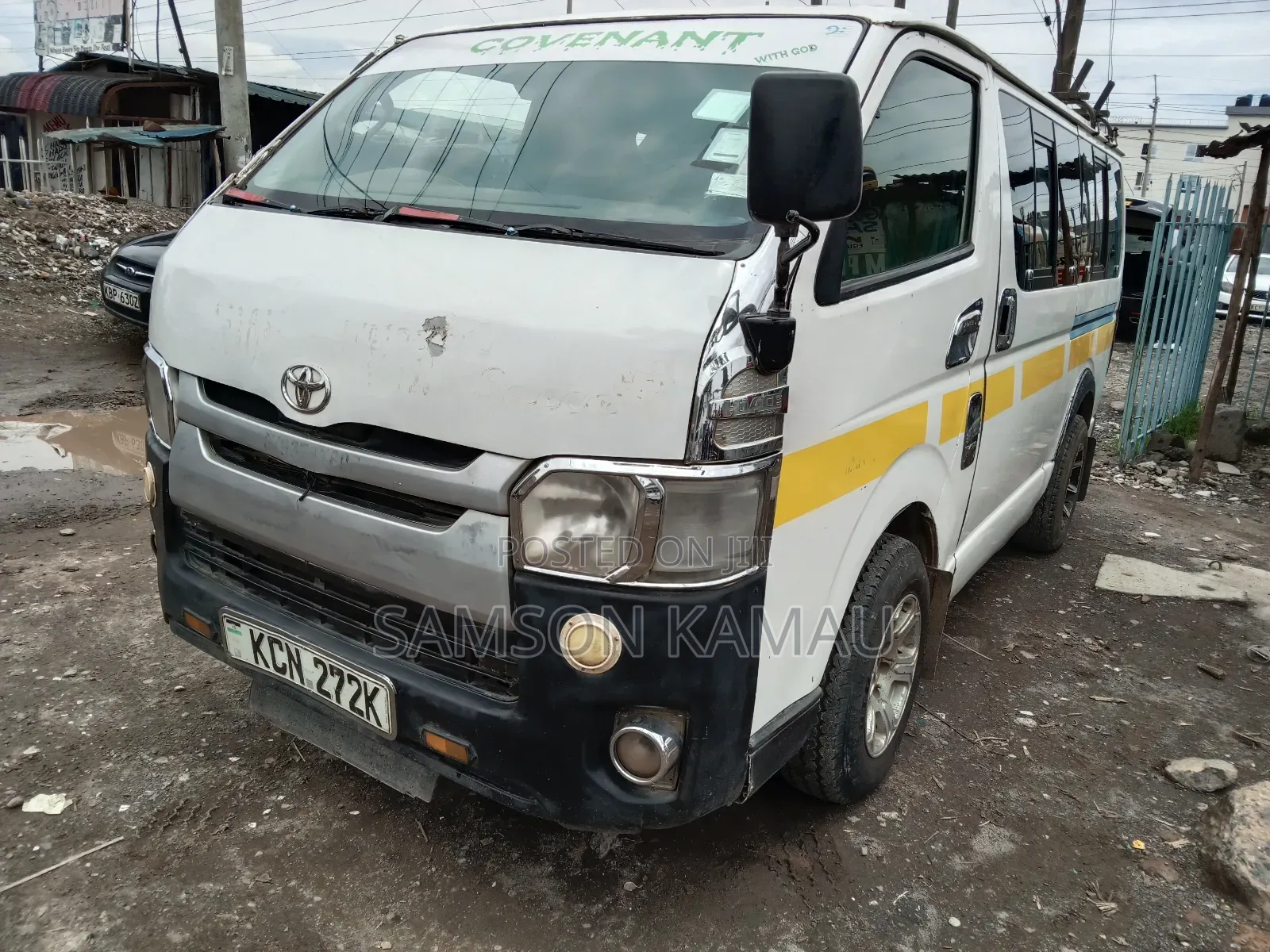 Toyota HiAce 2014 White