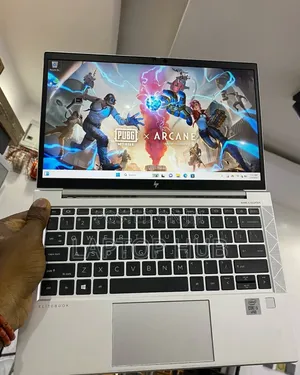 Laptop HP EliteBook 830 G7 8GB Intel Core i5 SSD 256GB