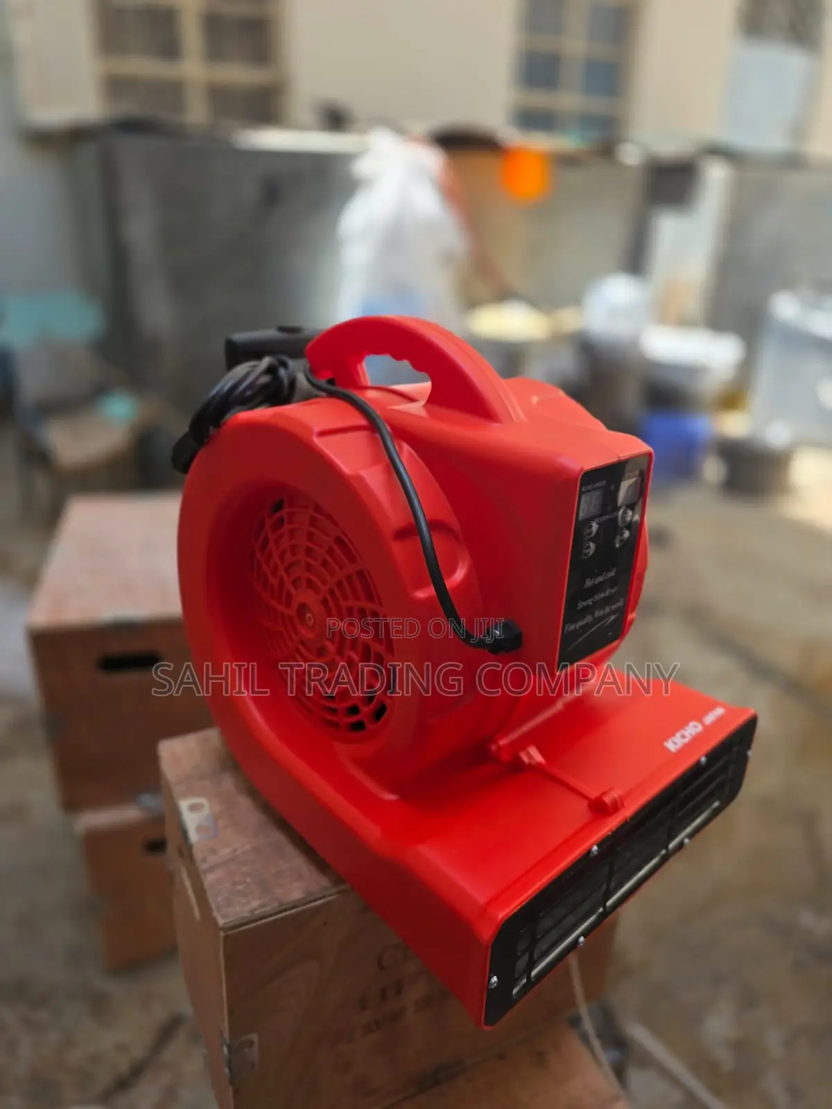 Hot and Cold Floor Dryer