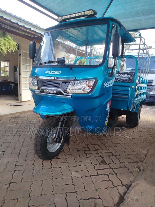 New Bomba 2026 Blue