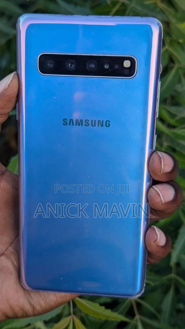 Samsung Galaxy S10 5G 256 GB Blue - thumbnail 3