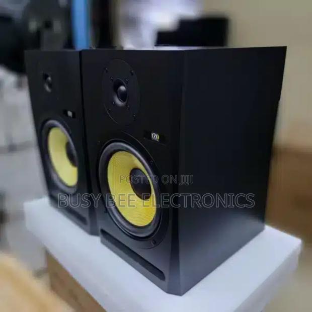 Studio Monitor
KRK Rokit 8 M8 Studio Monitor