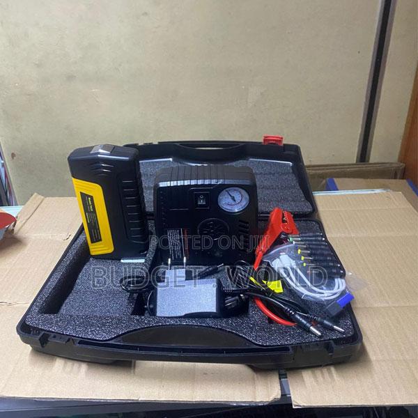 Tm15 Jumpstarter With Usb Phone Charging Ports - main view