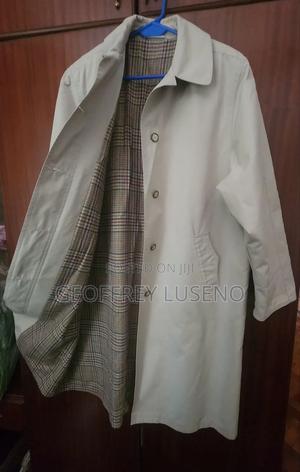 Classic British Trench Coat – Tartan Lined - thumbnail 2