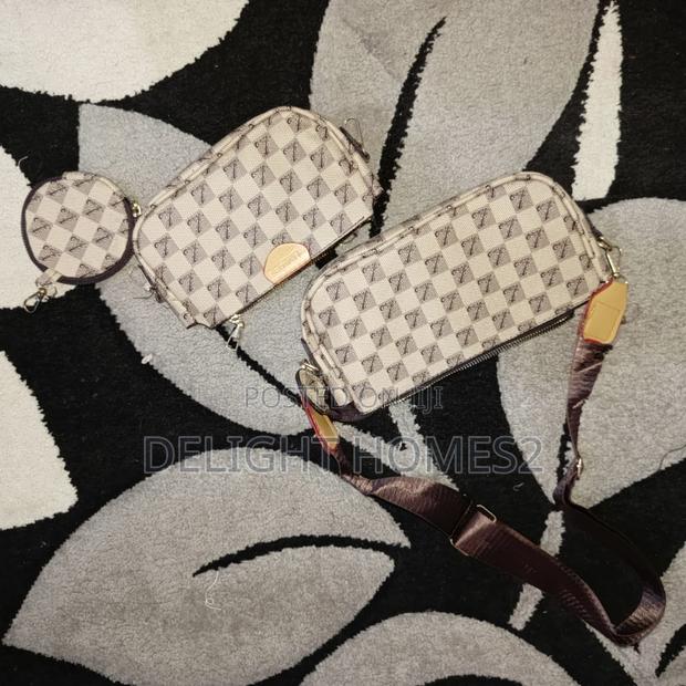 Simple Saddle Sling Bag-Rem - thumbnail 2