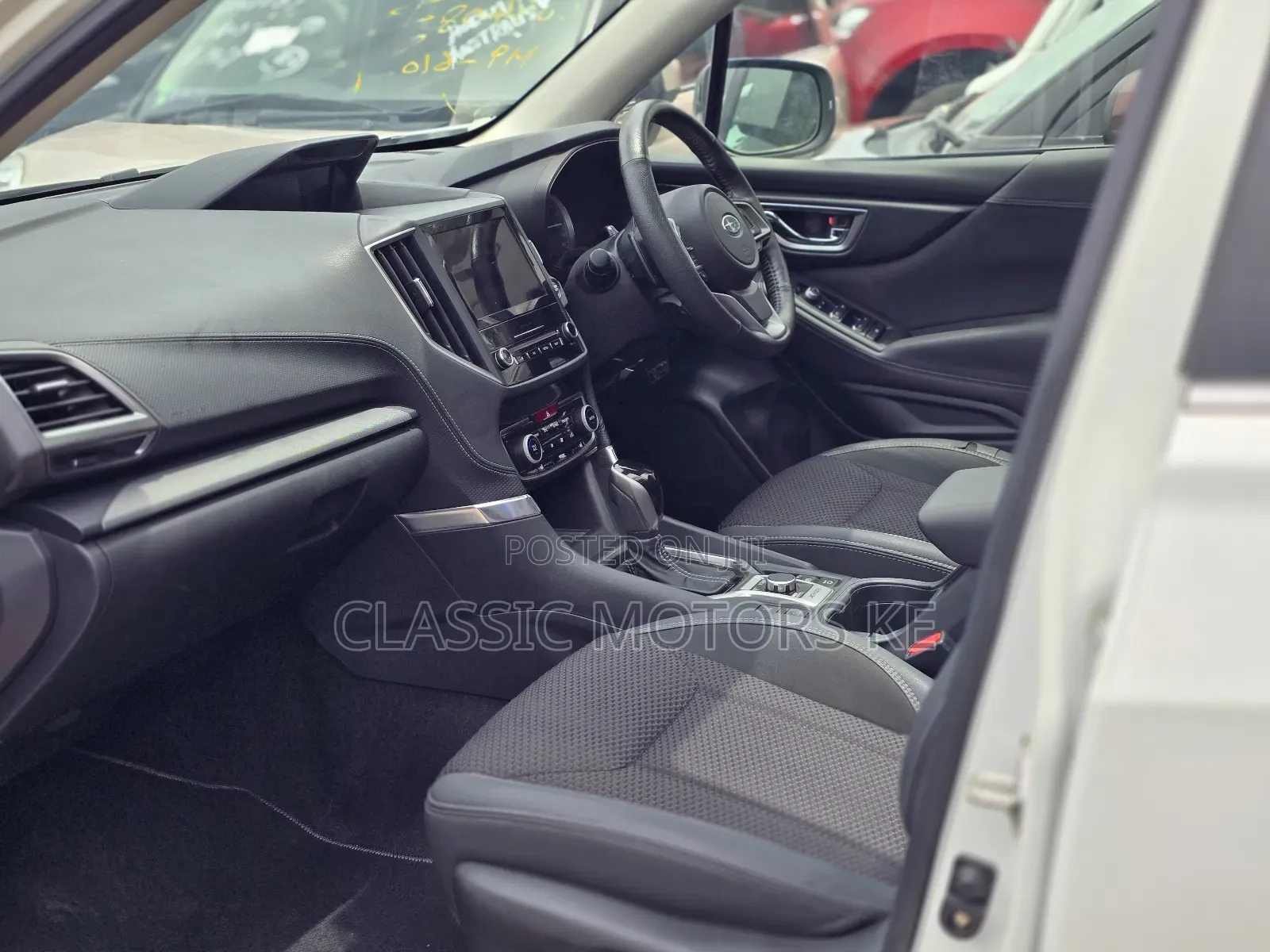 Subaru Forester Premium AWD 2019 Pearl