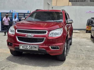 Chevrolet Trailblazer 2015 Maroon
