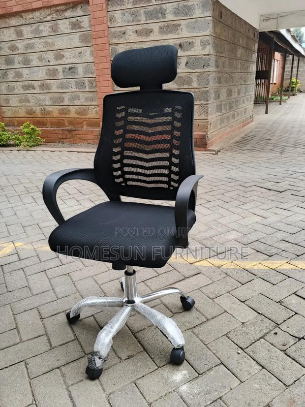 Headrest Office Chair - main view