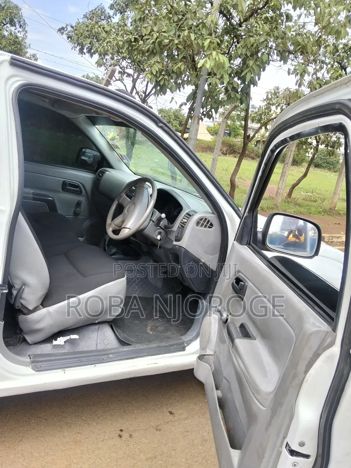 Isuzu D-MAX 2006 White