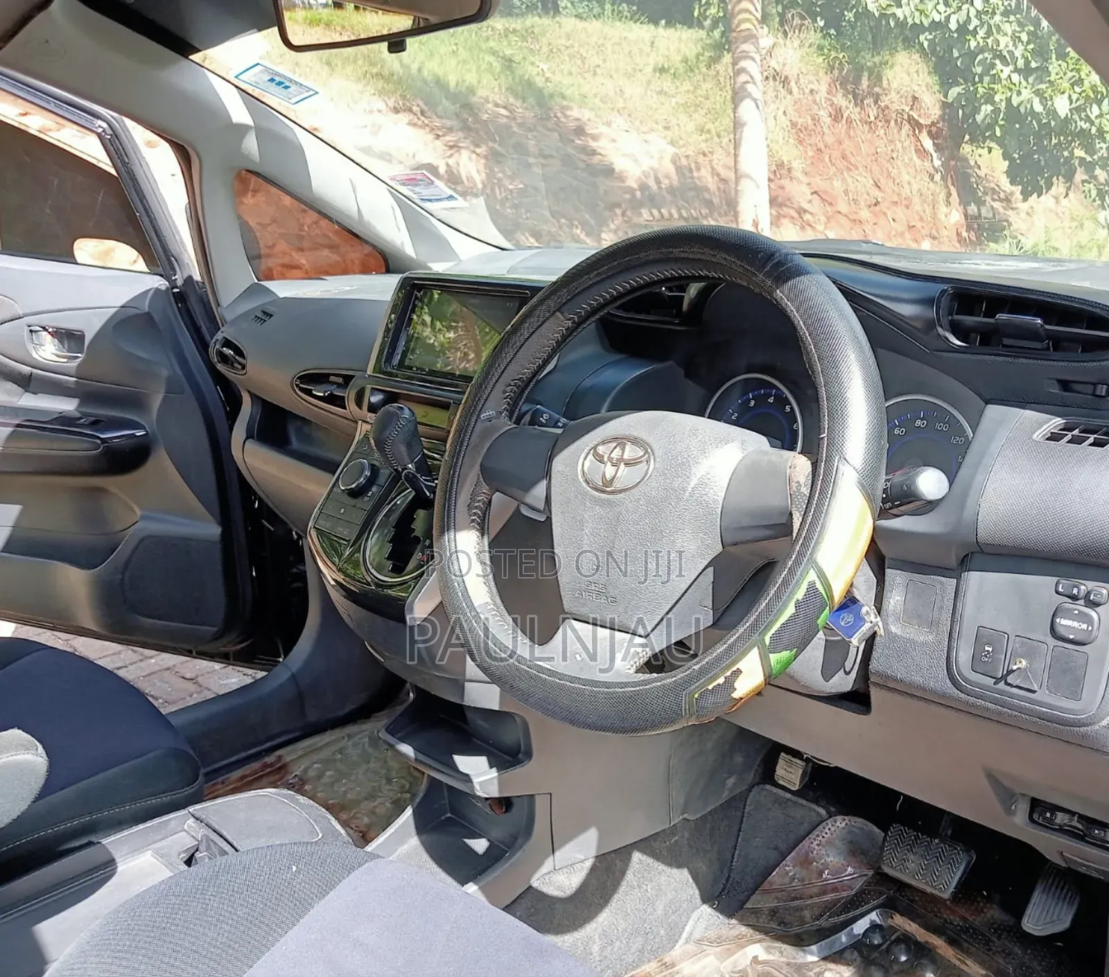 Toyota Wish 2015