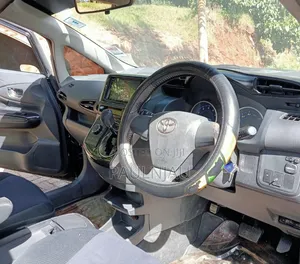 Toyota Wish 2015