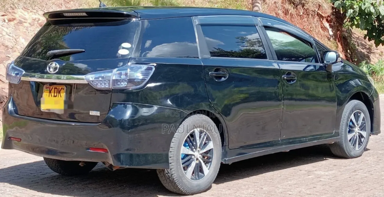 Toyota Wish 2015
