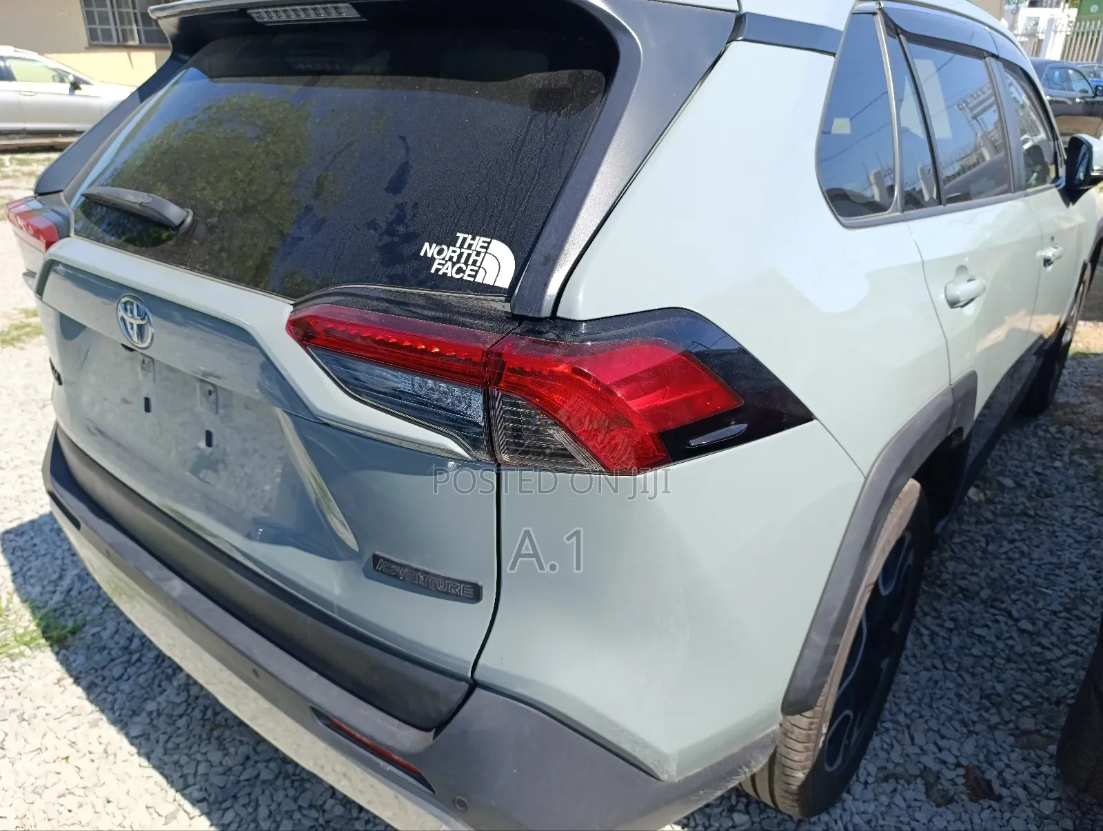 Toyota RAV4 2020 Green