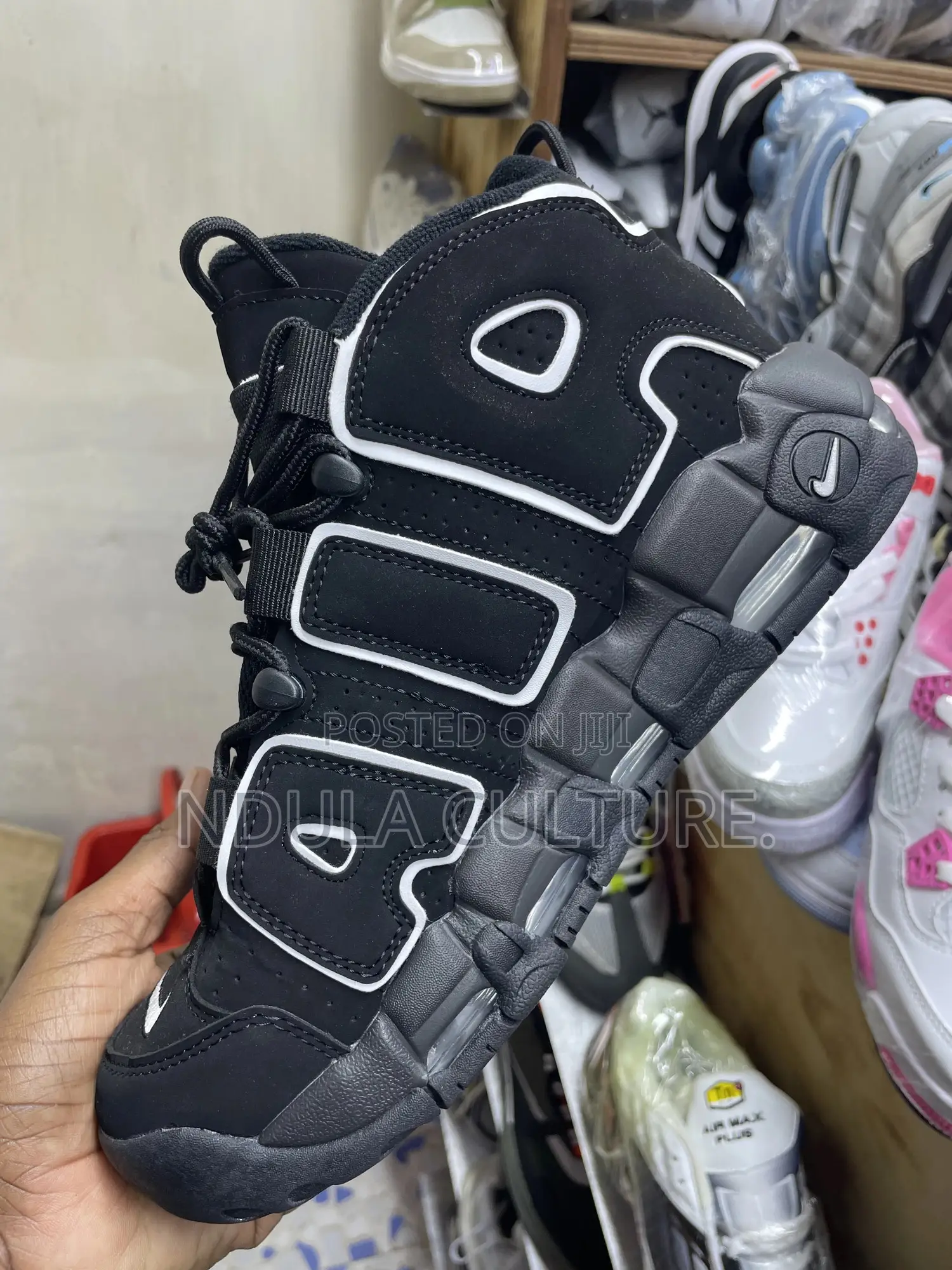 Nike Uptempo