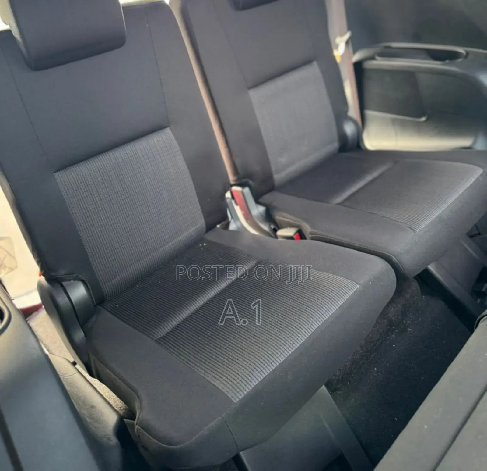 Toyota Sienta 1.5 FWD 2019 Off white