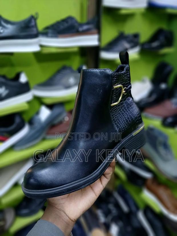 Girl Boots - thumbnail 4