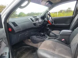 Toyota Hilux 2014 White