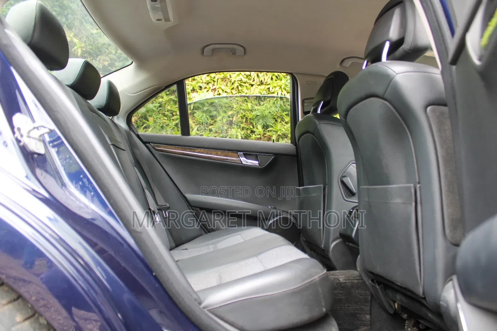 Mercedes-Benz C200 2010 Blue