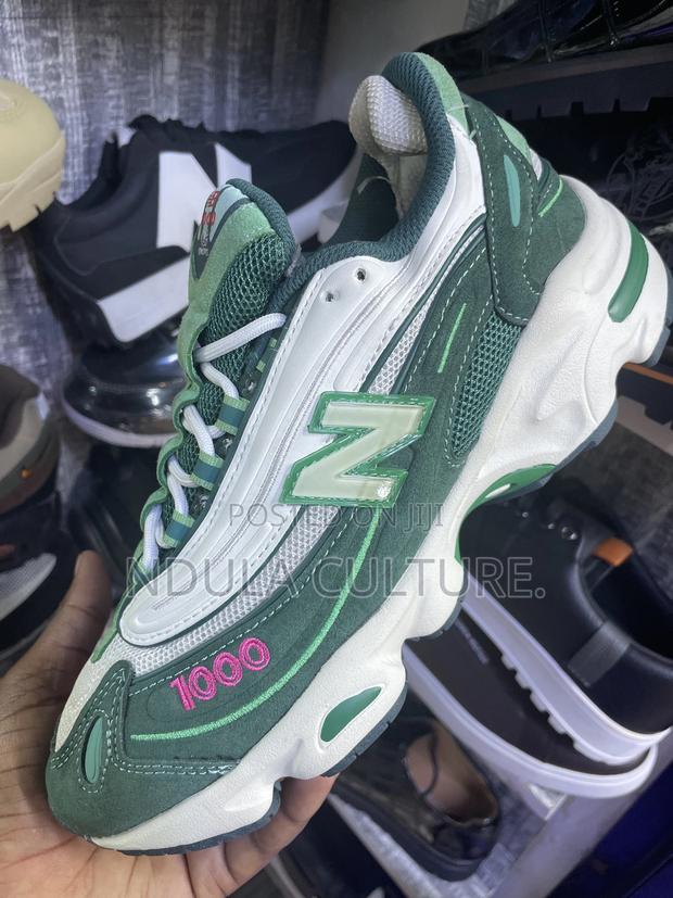 New Balance 1000