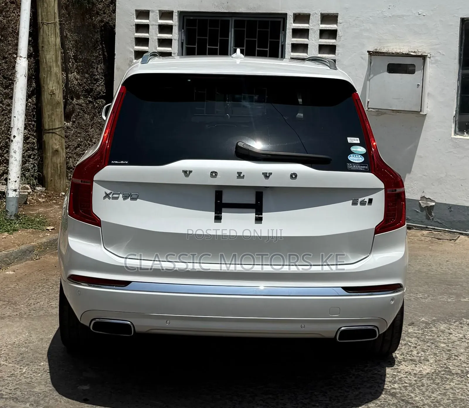 Volvo XC90 T6 Momentum 7 Passenger AWD 2020 White
