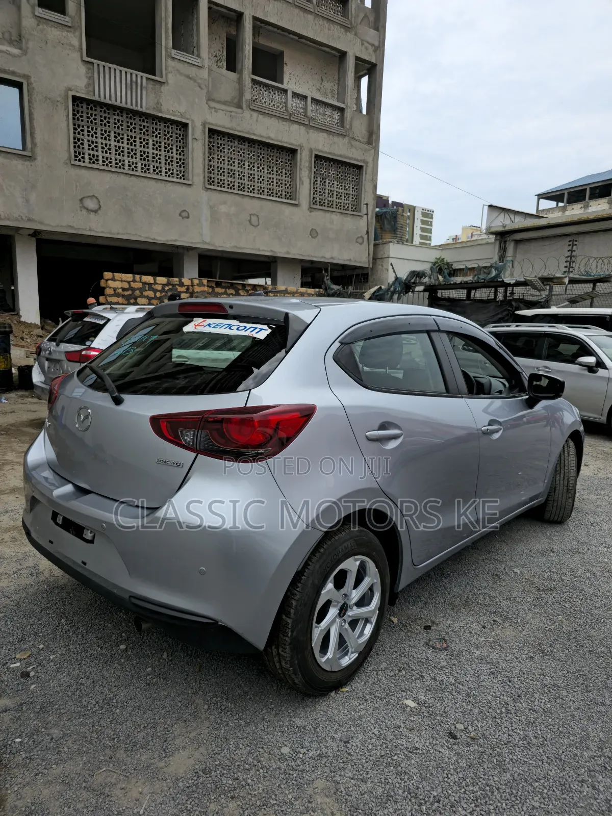 Mazda 2 2020 Silver