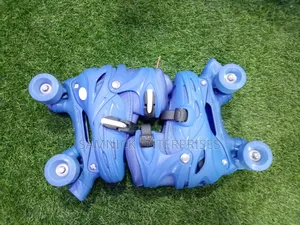Size 35-38 Adjustable Quad Skates