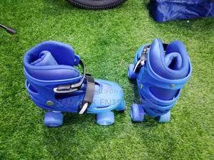 Size 35-38 Adjustable Quad Skates