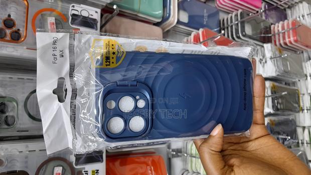 Xaret iPhone 16 Pro Max Magsafe Case With Camera Stand - main view