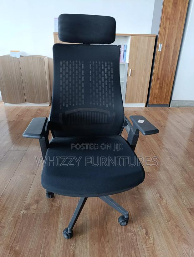 Ergonomic Modern Office Chair - main view