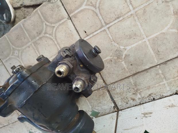 Isuzu FRR 33 Steering Box - thumbnail 7