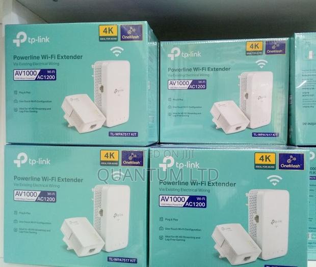 Tp-Link Av1000 Power Line Wifi Extender./ Av1000 Extender - main view