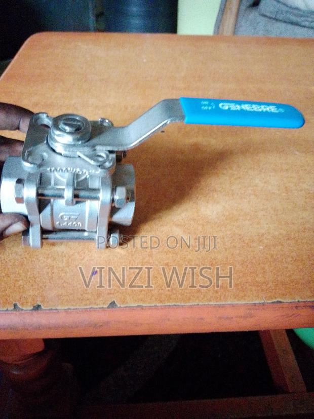 Genebre Stainless Steel 3-Piece Ball Valve. - main view