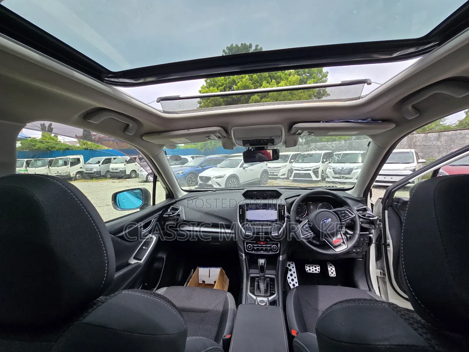 Subaru Forester Premium AWD 2019 White