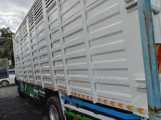 Mitsubishi Fh - thumbnail 8