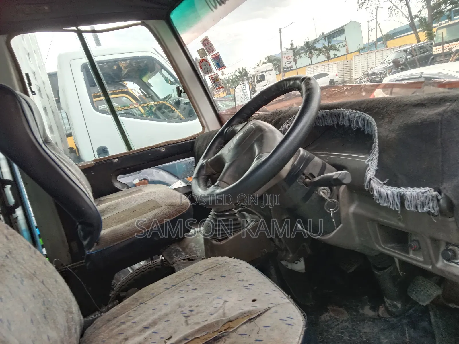 Mitsubishi Fuso Rosa 2004 Blue