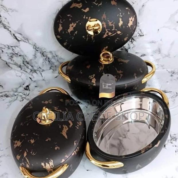 *Oval High Quality Luxurious Marble Insulated Casserole Hotpots.* - thumbnail 3