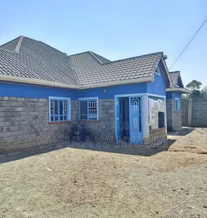 5bdrm House in Bluewaves Kanduyi for sale