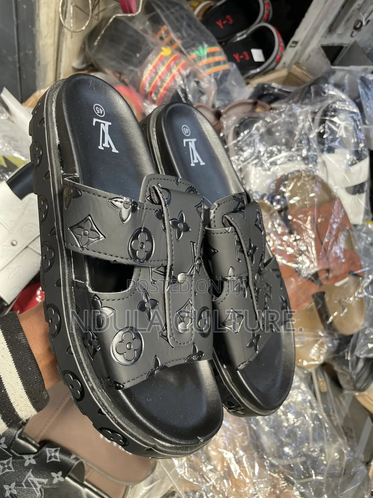 (Generic) Louis Vuitton Sandals