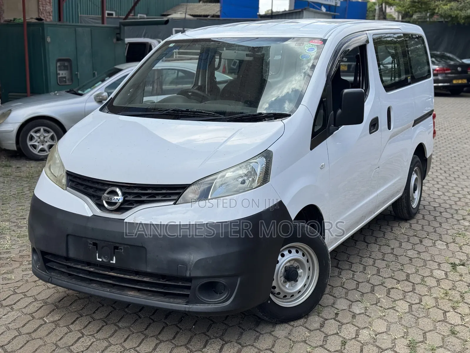 Nissan NV200 2018 White