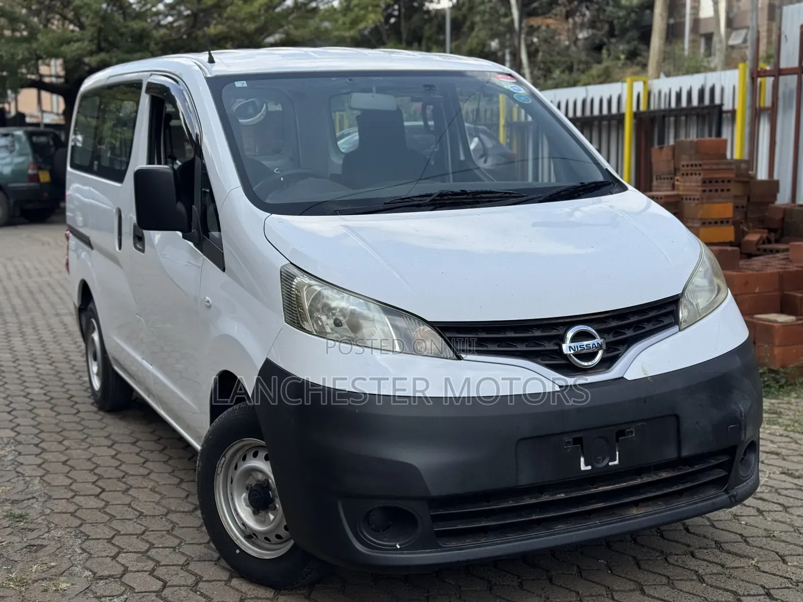 Nissan NV200 2018 White