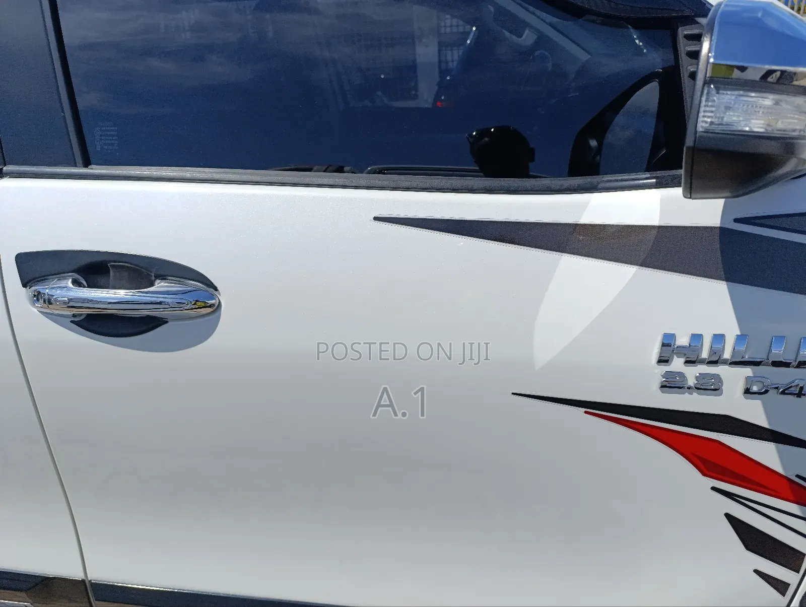 Toyota Hilux SR5 HI-Rider 2019 White
