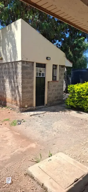 5bdrm Mansion in Kitengela for rent