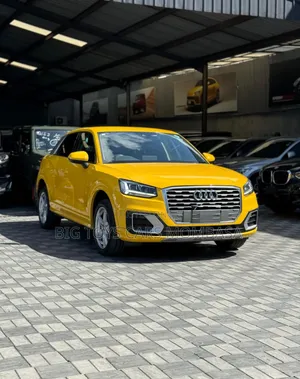 Audi Q2 2018 Yellow