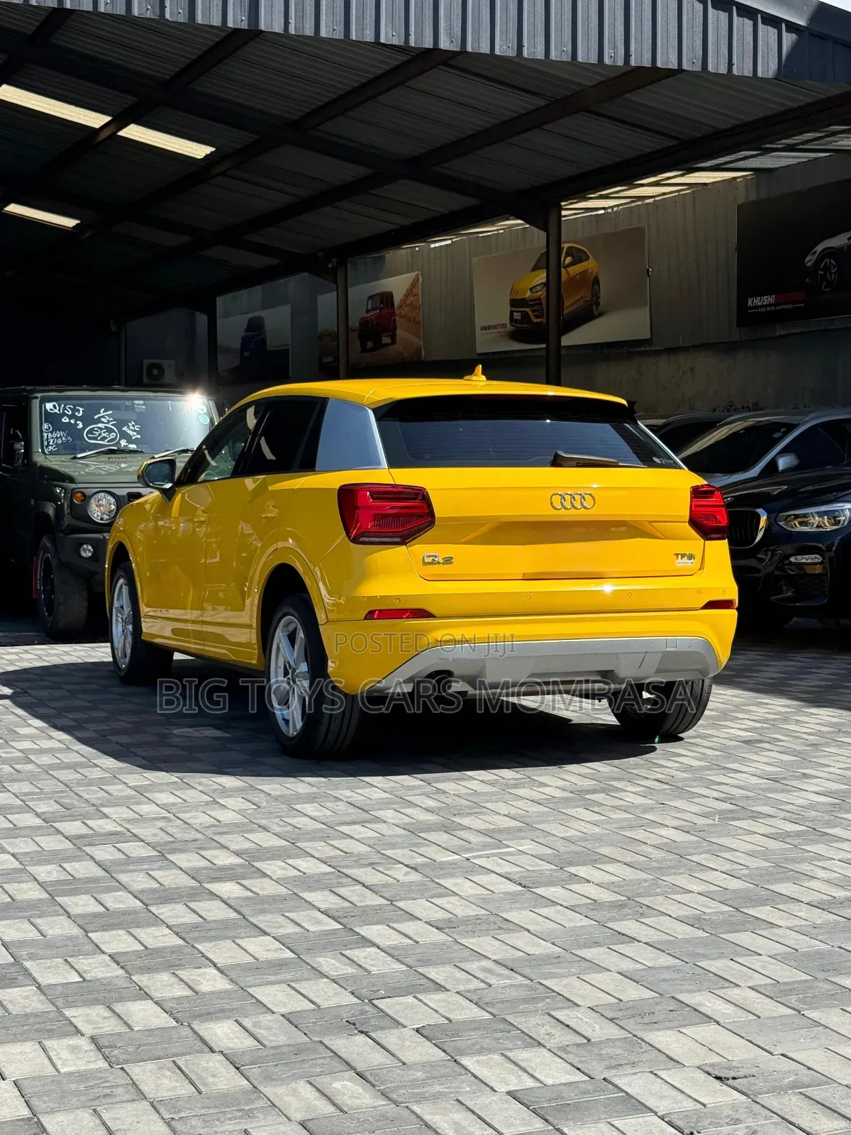 Audi Q2 2018 Yellow
