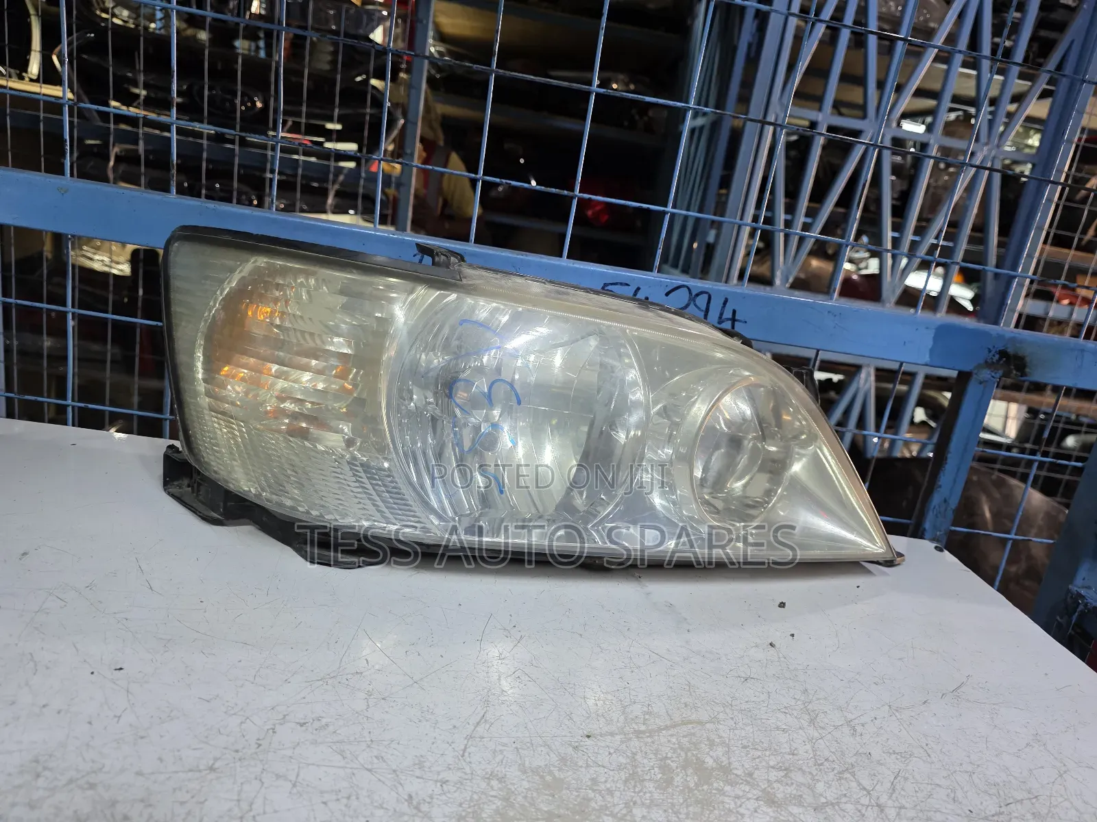 Toyota Vista 2005 Headlight