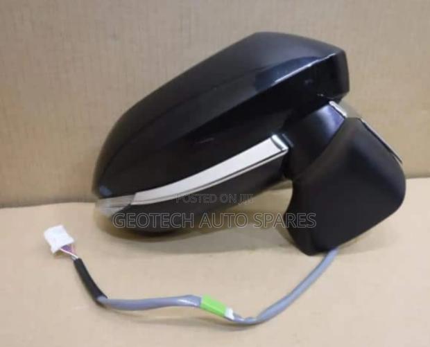 Toyota Sienta 2018 Sidemirrors