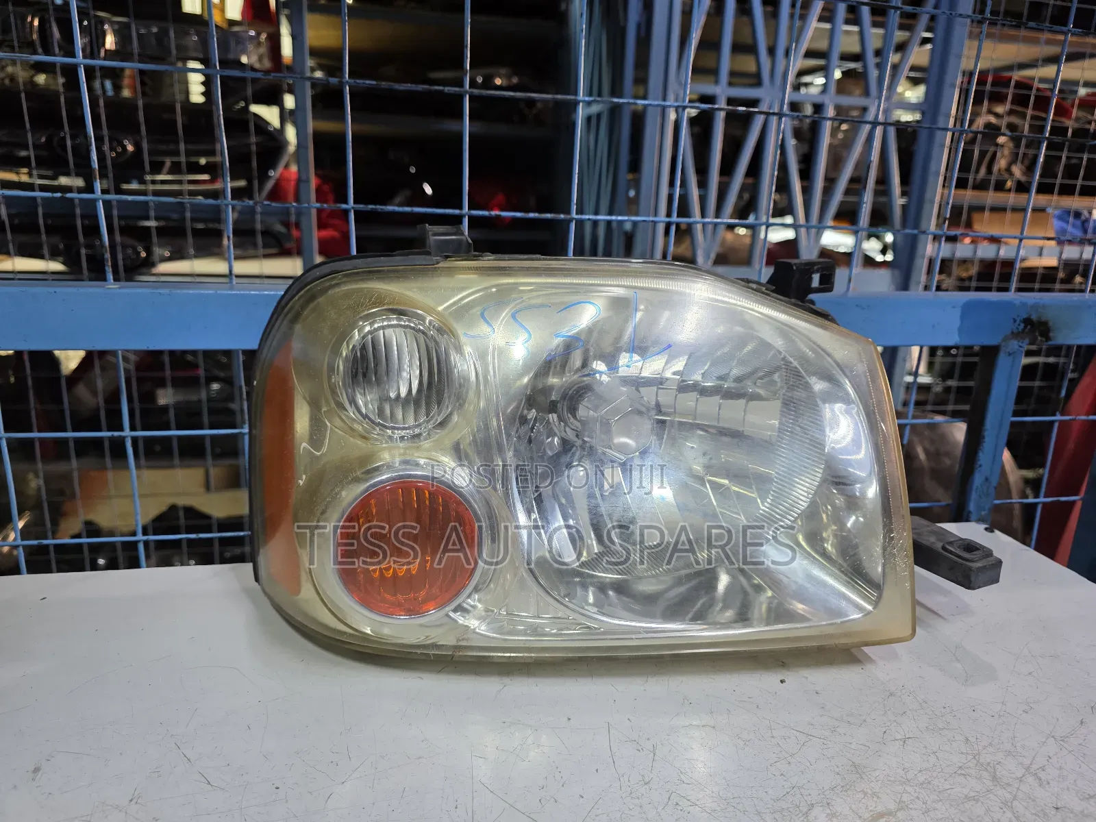 Nissan Hardbody Headlight