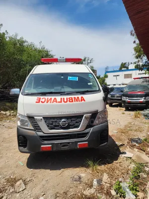 Nissan Caravan (Urvan) 2018 White