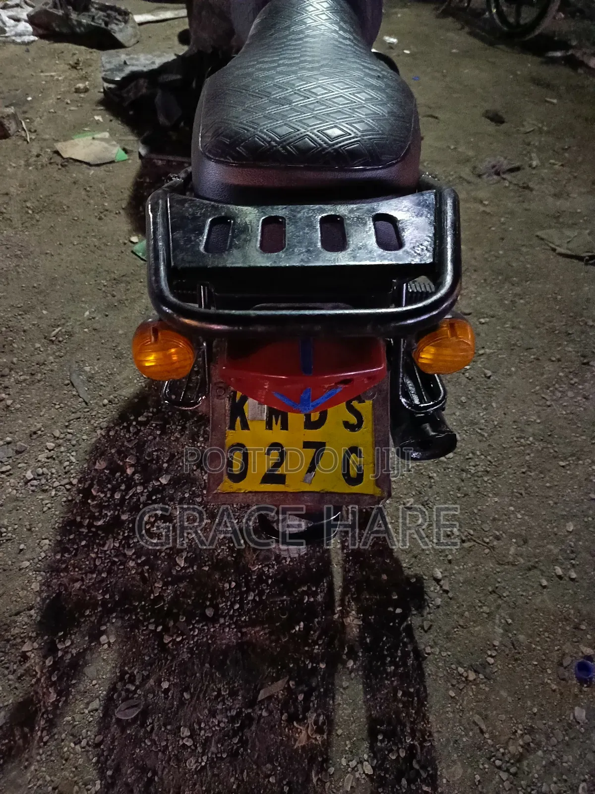 Bajaj Boxer 150 UG 2020 White