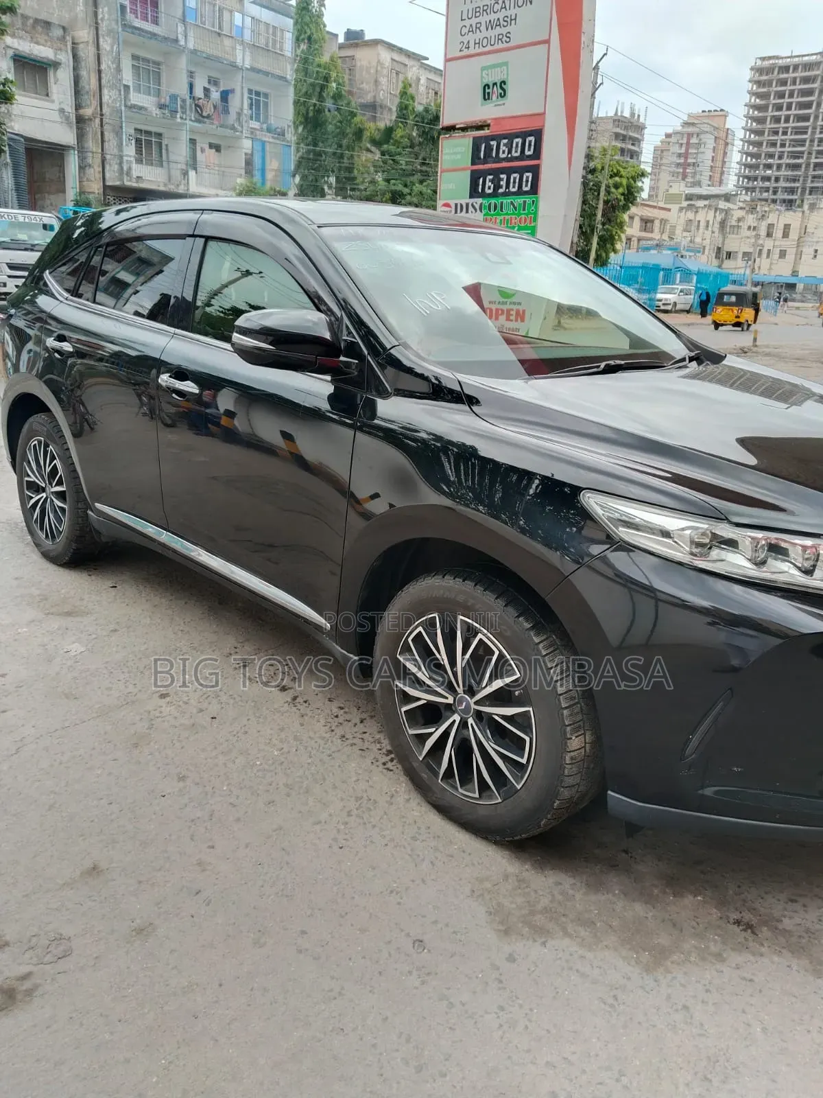 Toyota Harrier 2019 Black